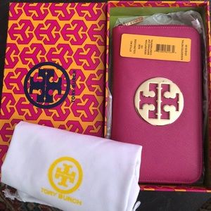 Tory Burch Saffiano Leather Continental Zip Wallet